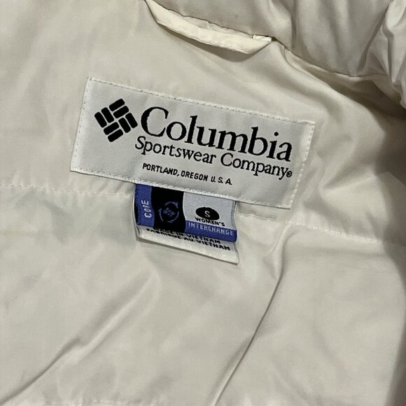 COLUMBIA Womens White Down Vest Size Small Zip Up 2 Pockets Quilted - Picture 8 of 12